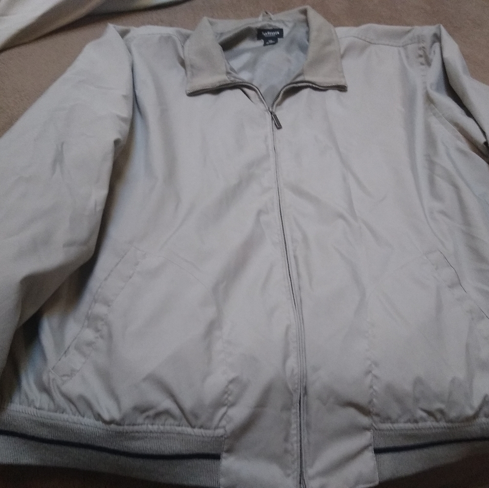 Van Heusen lightweight tan jacket XXL